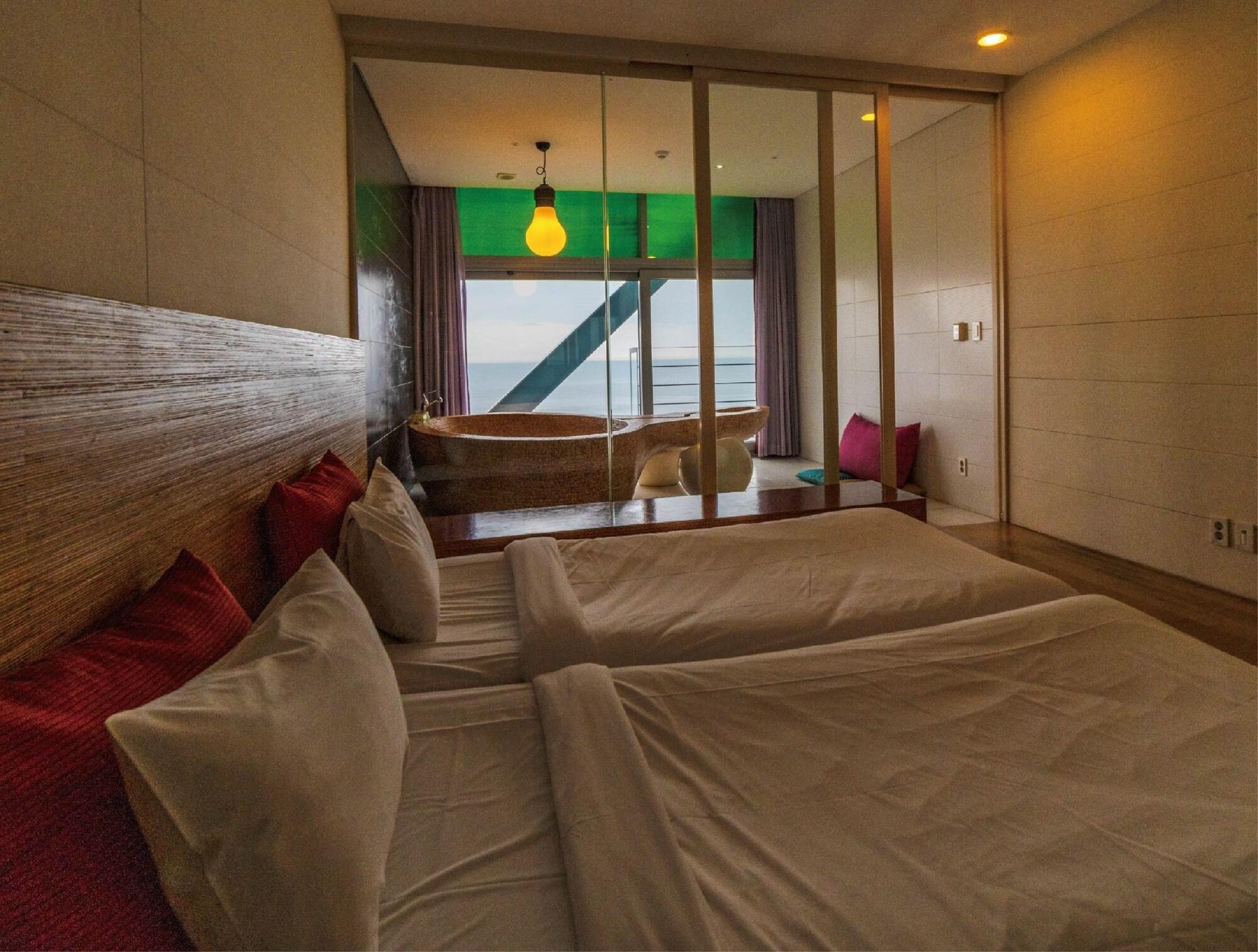 Haslla Art World Museum Hotel Gangneung Exterior photo